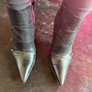 Vintage Via Spiga black leather pointed toe ankle boots with buckles Size 6M